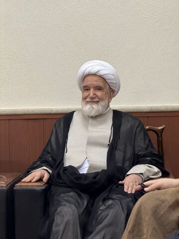 تصاویر تازه از مهدی کروبی بعد از رفع حصر منتشر شد