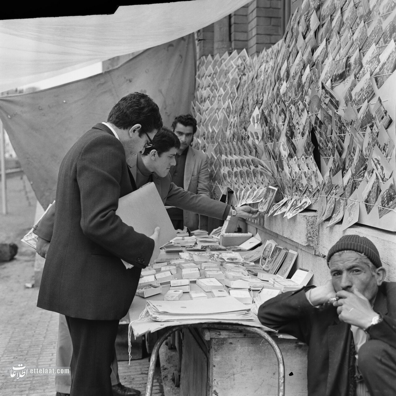 سفر به تهران 50 سال قبل؛ تصویر میدانهای مهم تهران در دهه 50 را ببینید +عکس 3 سفر به تهران ۵۰ سال پیش با ۱۵ کارت پستال نوروزی!