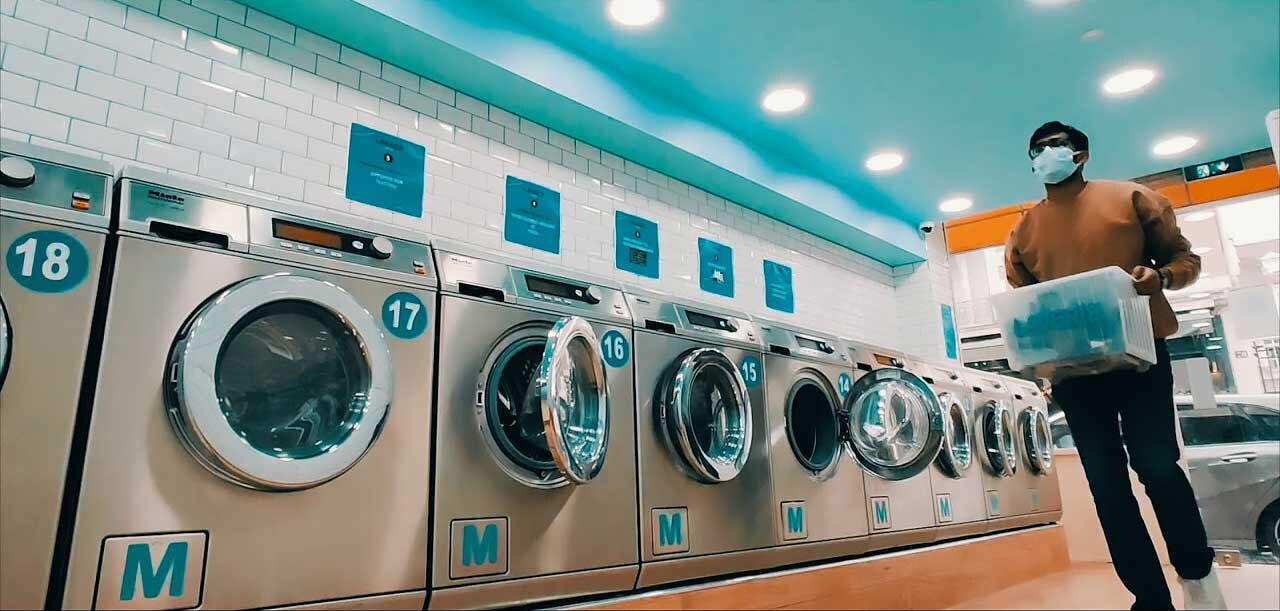 لباسشویی عمومی در پاریس