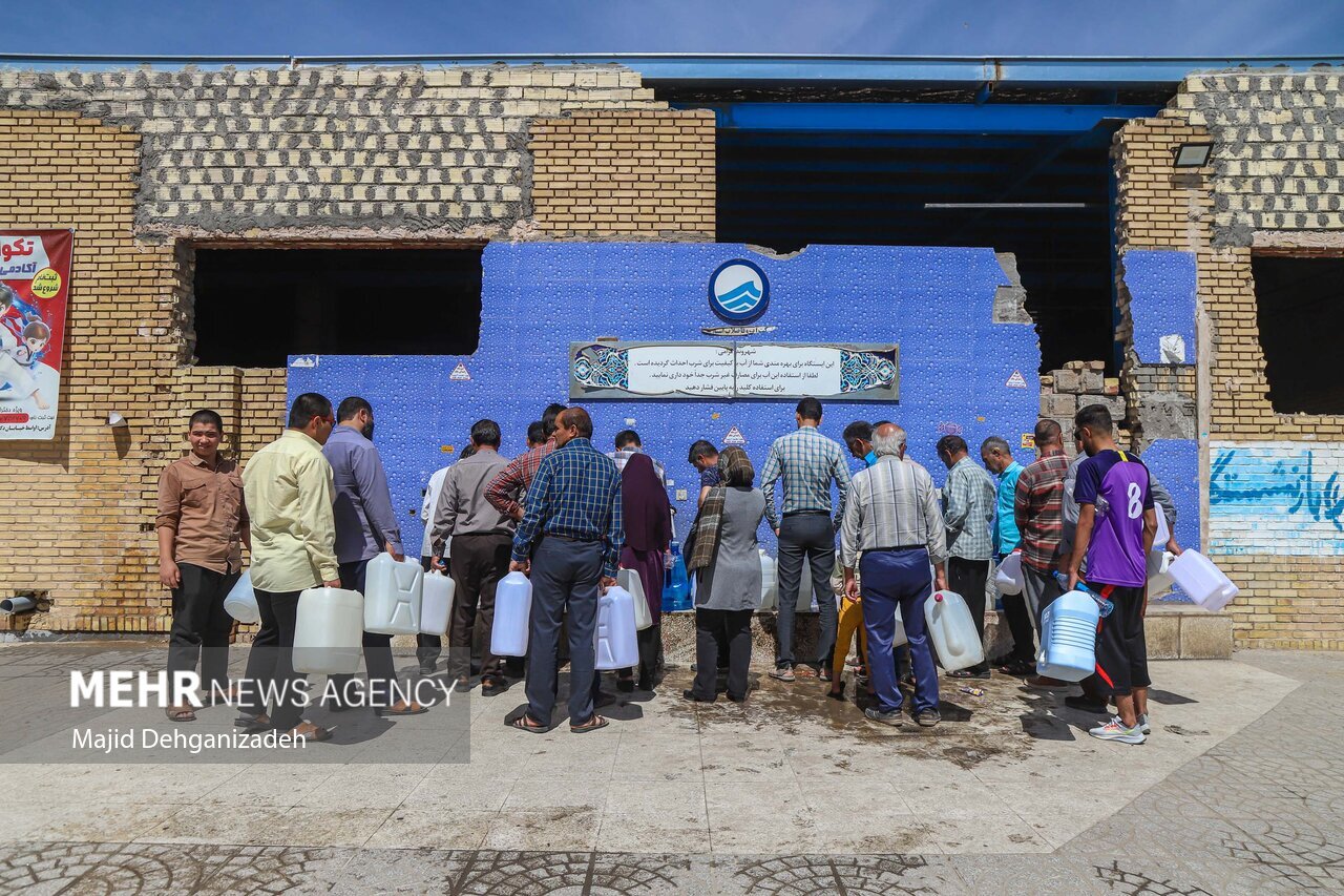 این چهره‌های سیاسی منکر تنش آبی می‌شوند