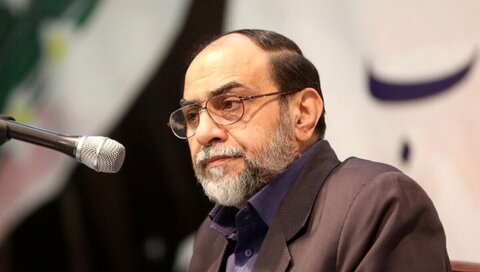 آقای رحیم پور ازغدی کمی تامل کنید!