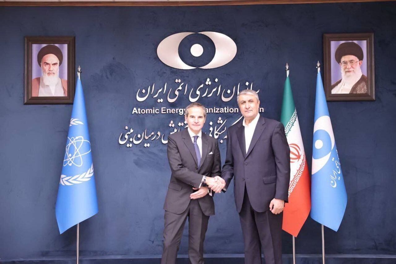 گروسی و اسلامی