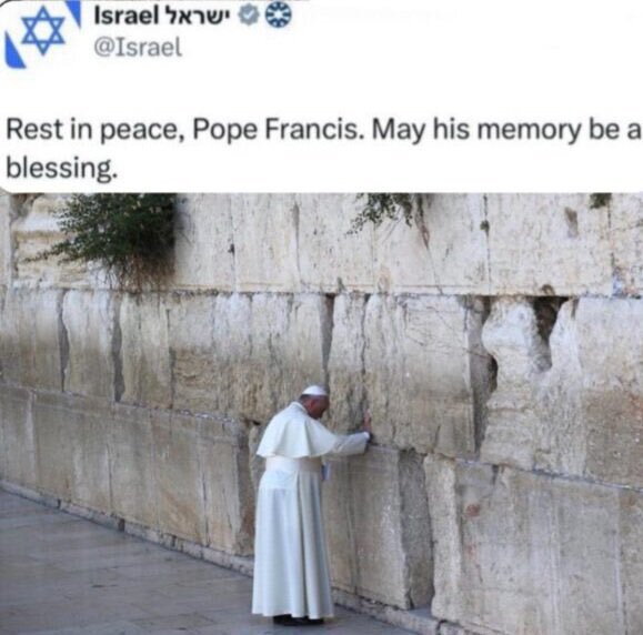 حرکت زشت نتانیاهو بعد از فوت پاپ جنجالی شد! +عکس