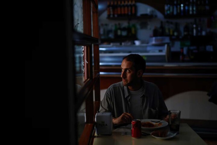 بی برقی در اسپانیا