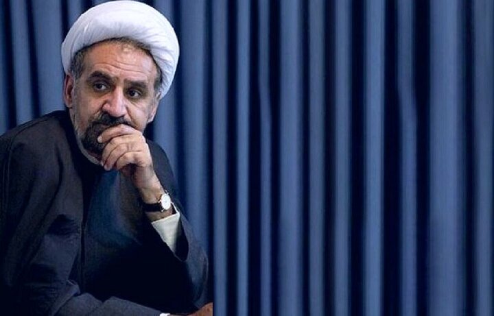 مصطفی درایتی: ارسال پیامک حجاب مصداق بارز بی‌تدبیری است‌