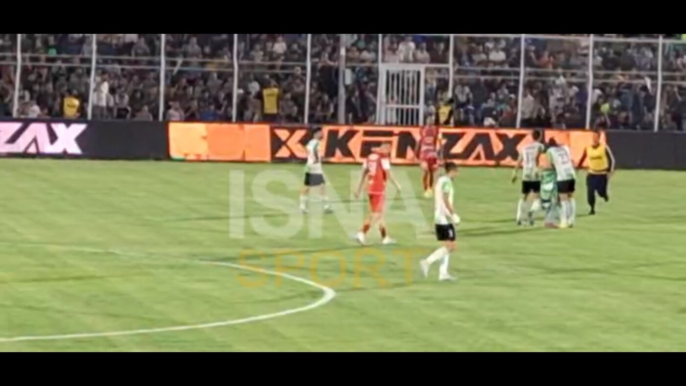 جیمی جامپ و حرکت جنجالی در دیدار بارسا +ویدیو