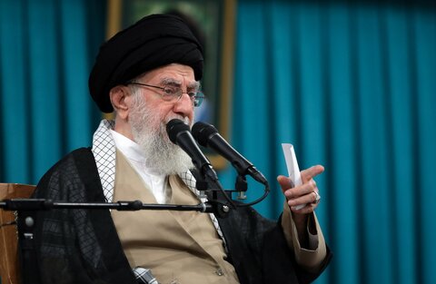 تصویری از کودکی رهبر انقلاب در سال ۱۳۱۹ را ببینید