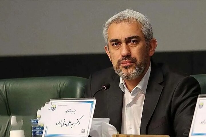 آقای وزیر مردم را پای کار اقتصاد ایران می‌آورد؟
