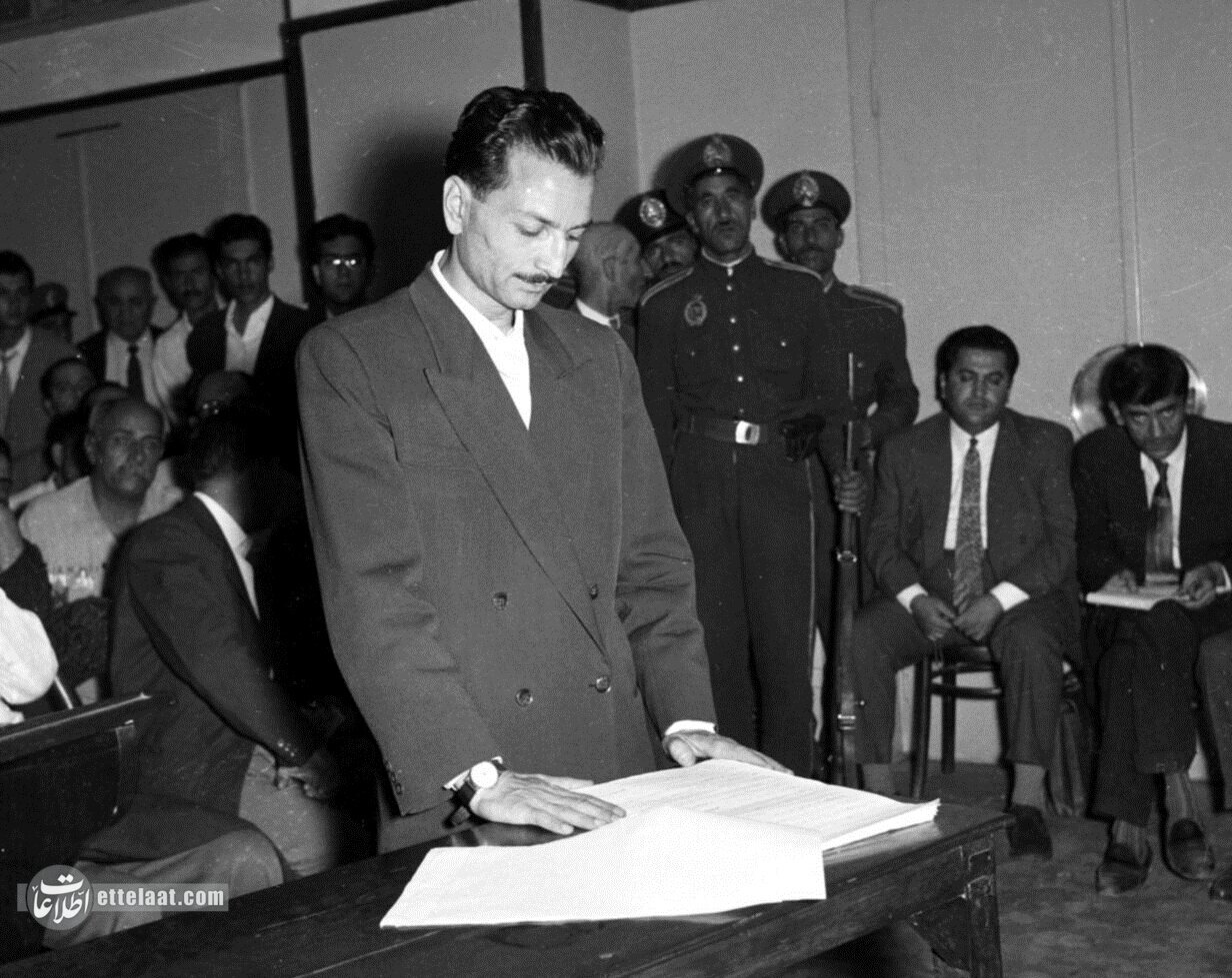 عکس‌های منتشرنشده از آرسن لوپن ایران که در خیابان ناصرخسرو تیرباران شد!