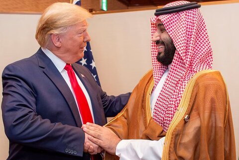 ویدیوی وایرال شده: ترامپ قهوه بن سلمان را نخورد!