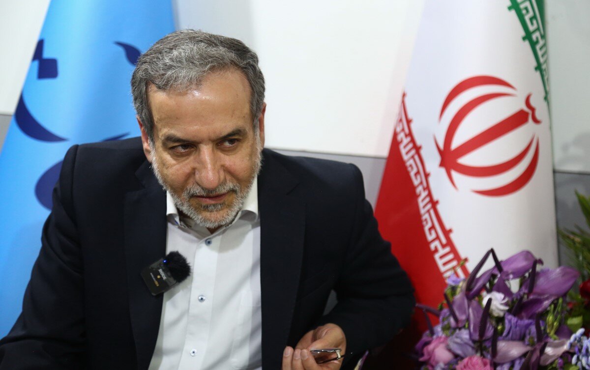 تندروها به دنبال کوبیدن عراقچی به دیوار/ به راستی نمی‌فهمند یا خود را به نفهمی می‌زنند؟