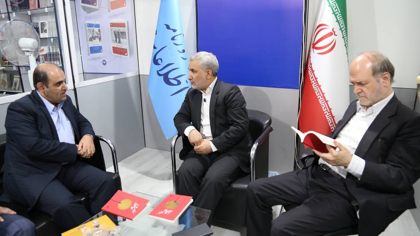 مشاور وزیر فرهنگ: نهضت ترجمه آثار ایرانی قوت می‌گیرد