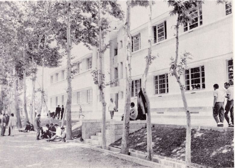 پذیرش دانشجوی دکترای حقوق دانشگاه تهران ۷۰ ساله شد!