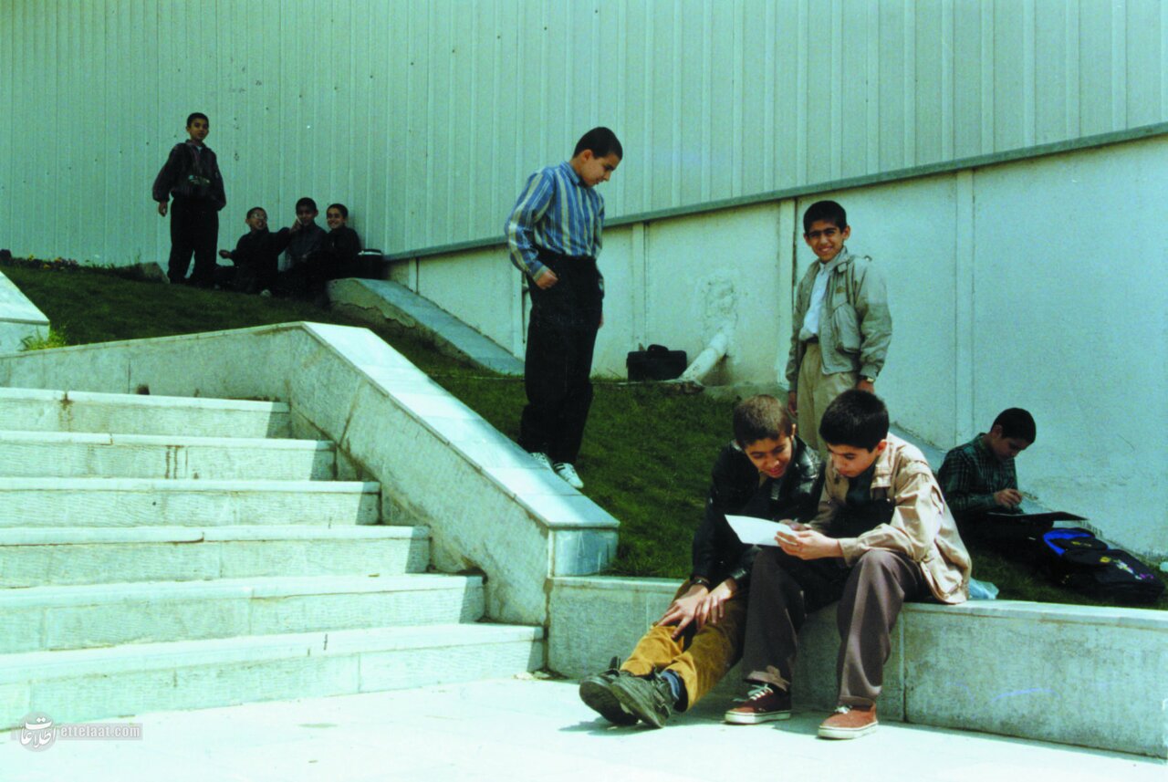 سالی که مردم به نمایشگاه کتاب هجوم آوردند! +عکس