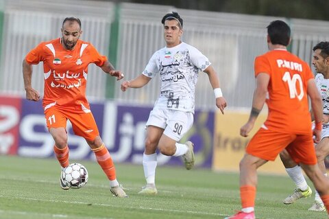 صعود پیکان به لیگ‌برتر با معجزه؛ نفت با پنالتی کاپیتان سوخت