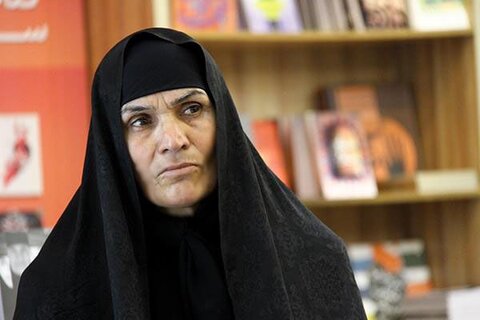 دختر ۱۸ ساله ایرانی که سرباز عراقی را با تبر کشت!