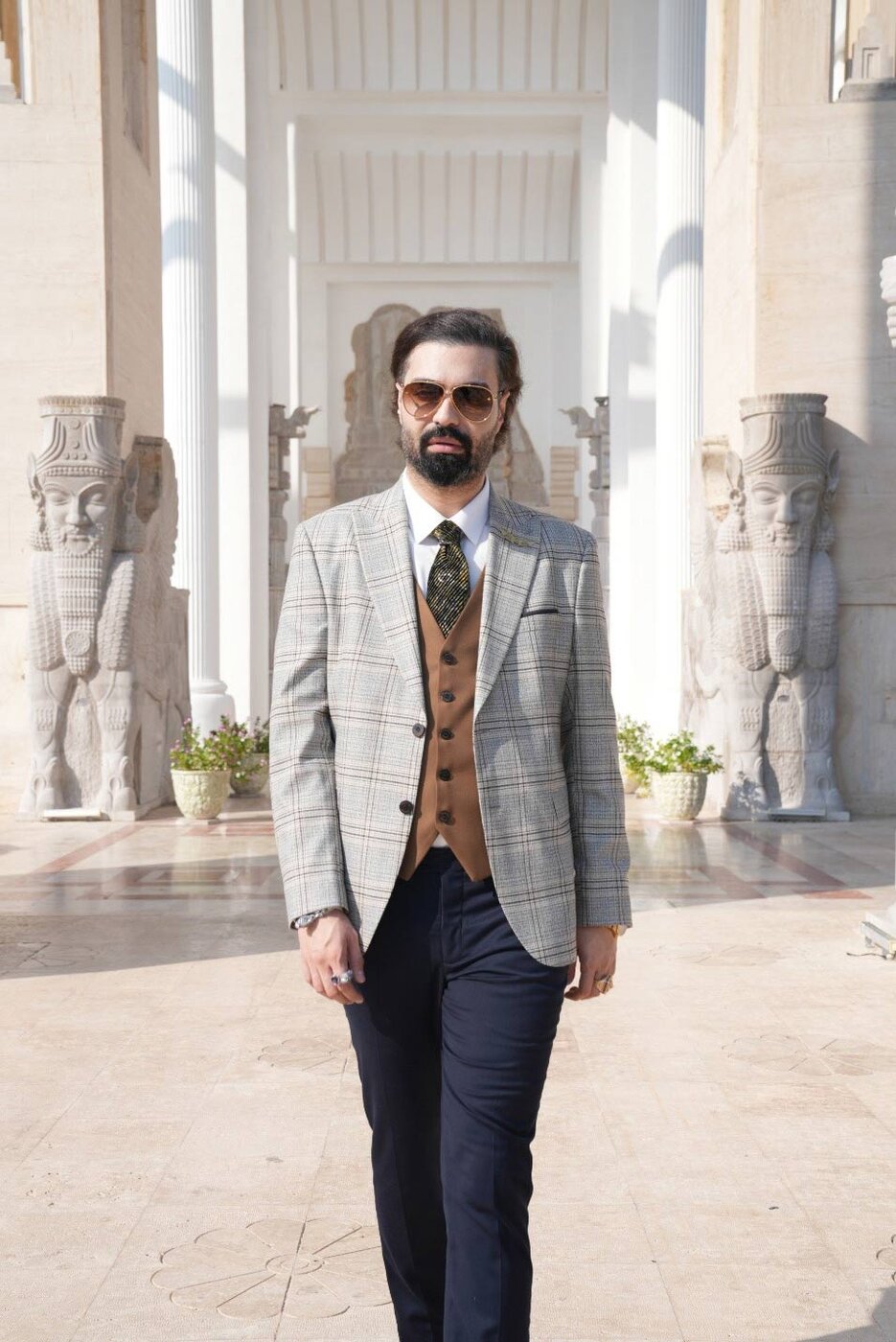 مسیر موفقیت دکتر ماکان آریا پارسا