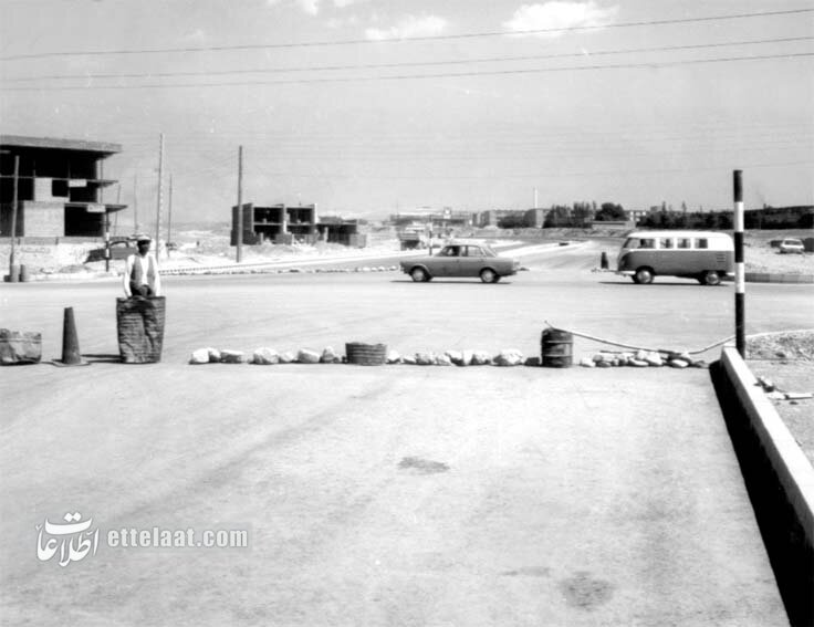 پارکوی را بستند تا آسفالت کنند! +عکس