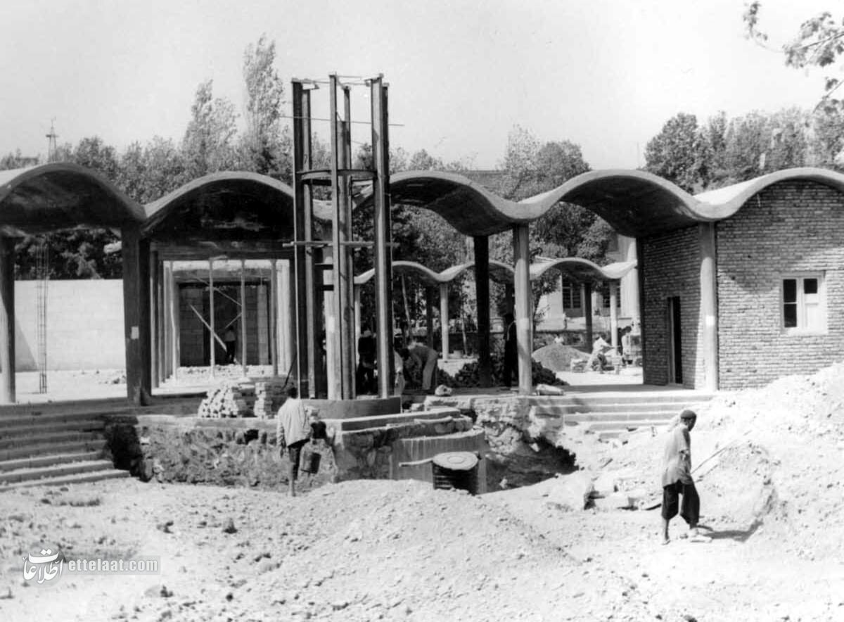 شاه کلنگ مسجد دانشگاه تهران را بر زمین زد + عکسهای منتشرنشده