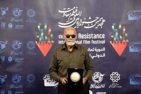 ژست ویژه جمشید هاشم‌پور کنار فرمانده سپاه وایرال شد! +عکس