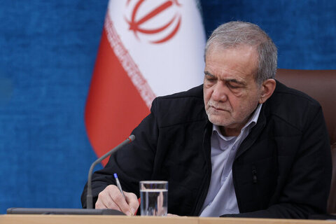 این فرمول پزشکیان مرزبندی‌ها را به هم می‌ریزد