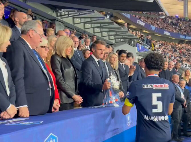 رئیس جمهور فرانسه یک ویدیوی فوتبالی منتشرکرد +ویدیو