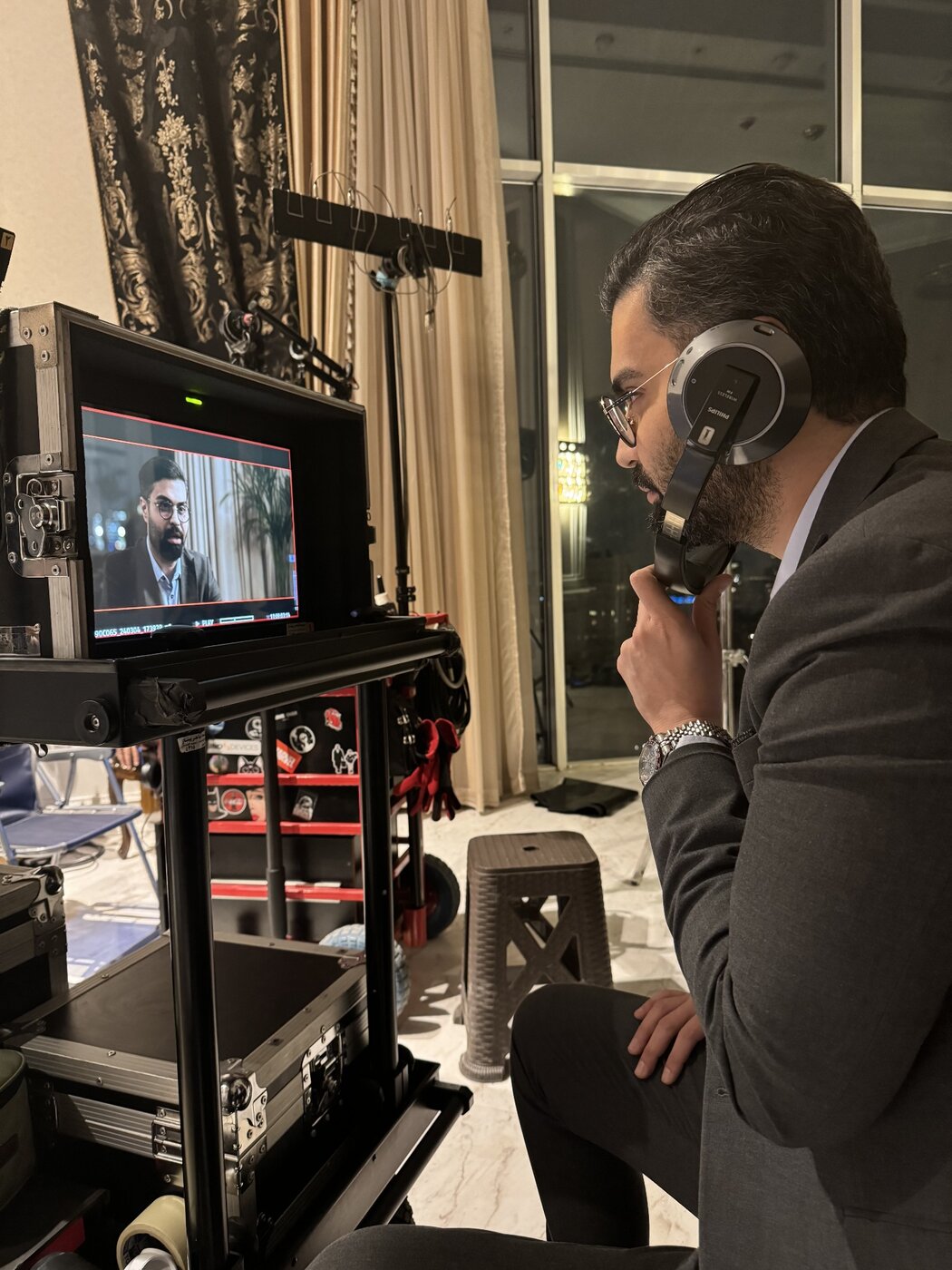 ماکان آریا پارسا کیست و چطور به موفقیت رسید؟