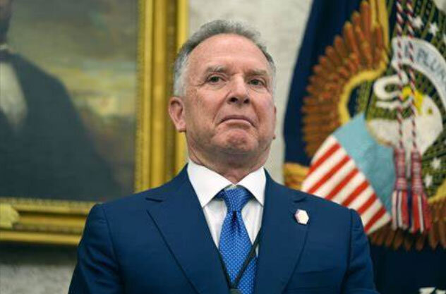 ترامپ نماینده خودش در مذاکره با ایران را مسخره کرد! +عکس