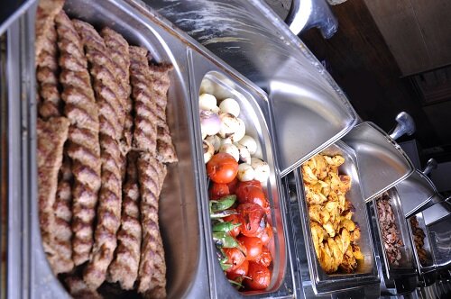 غذا سلف سرویس