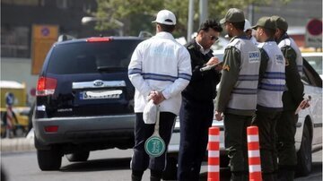 ادعای جنجالی درباره فرزند نماینده؛ مأمور راهور زیرِ خودرو کشیده شد؟