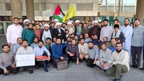 اقدام عجیب سوپرانقلابی‌ها و استقبال از قاسمیان در فرودگاه؛ به رهنمودهای رهبری عمل نکردند