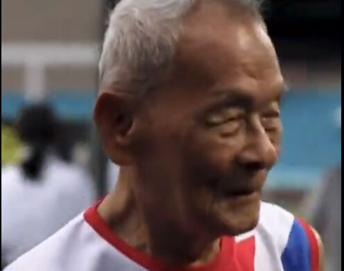 پیرمرد ۱۰۵ ساله مدال طلای دومیدانی گرفت! +ویدیو