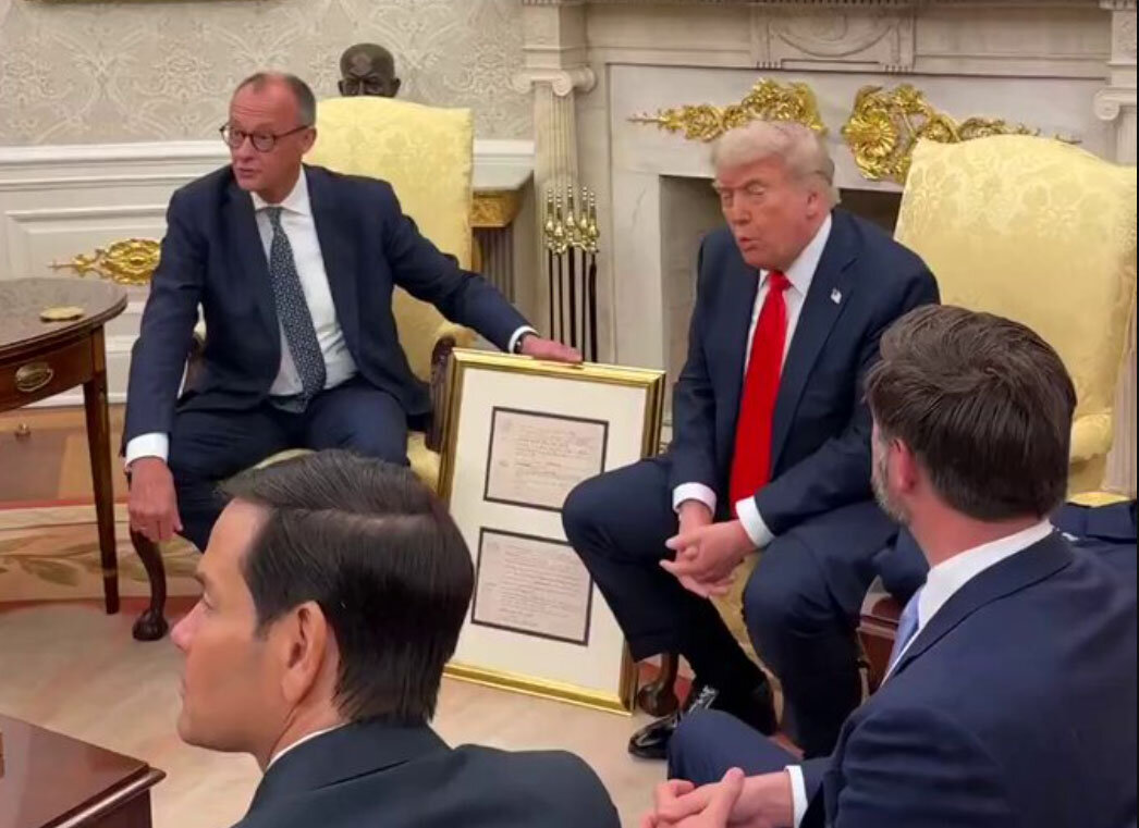 صدراعظم آلمان شناسنامه پدربزرگ ترامپ را رو کرد +ویدیو