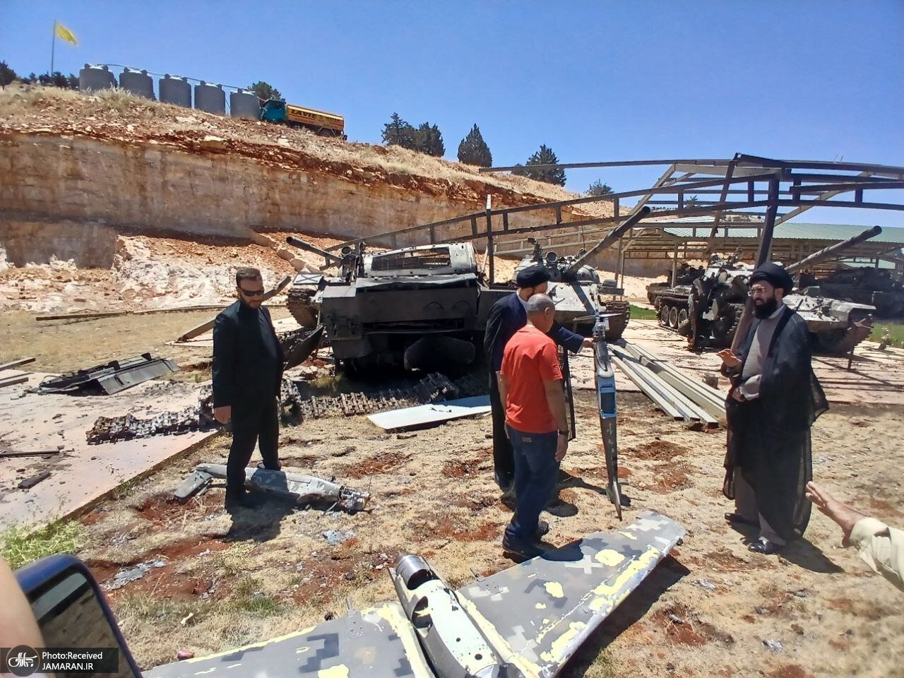 بازدید سیدعلی خمینی از امکانات حزب الله