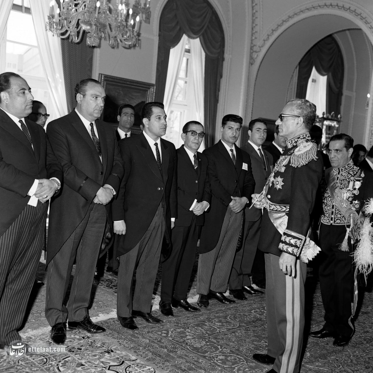 گزارش تصویری از مراسم عید غدیر در دربار پهلوی!