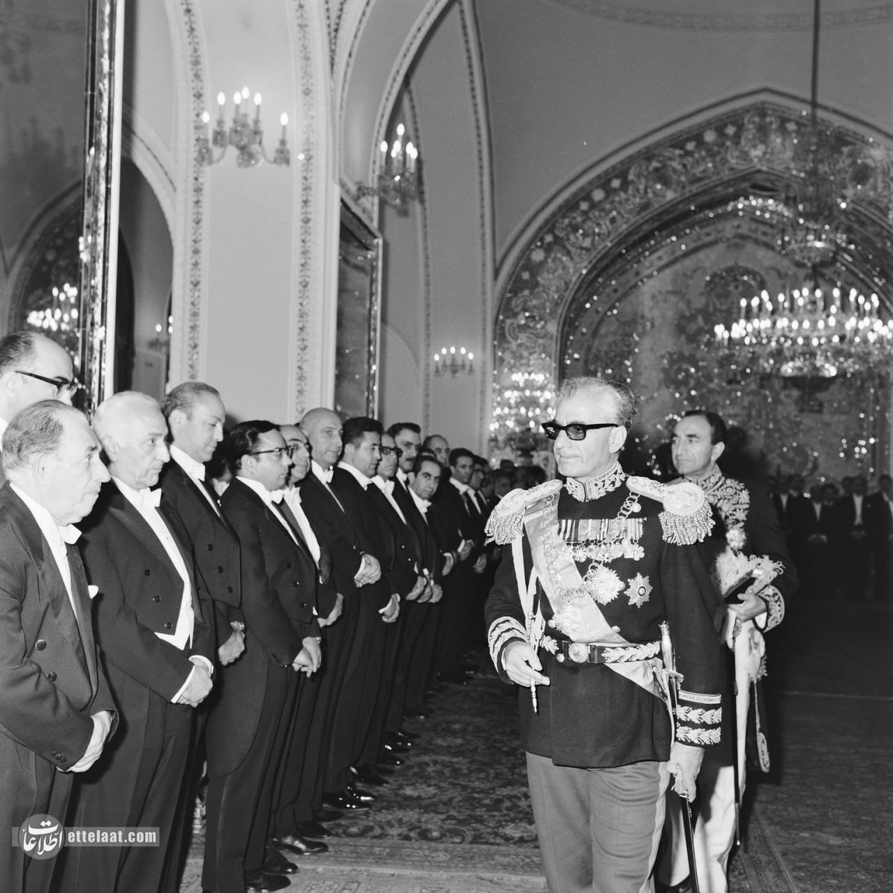 گزارش تصویری از مراسم عید غدیر در دربار پهلوی!