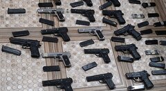 محموله ۱۵۰ کلت خارجی در سیستان کشف شد +ویدیو