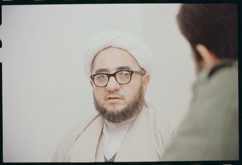 ماجرای رشوه ۷ میلیون دلاری به آیت‌الله خلخالی چه بود؟ +جزئیات