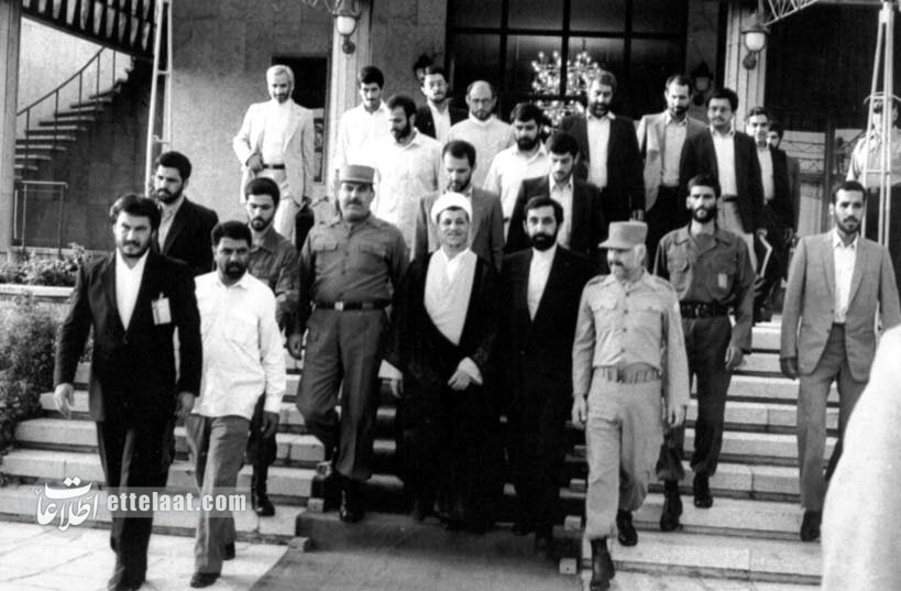 نظر متفاوت هاشمیرفسنجانی درباره آتشبس و خرید تسلیحات از چین! نظر متفاوت هاشمیرفسنجانی درباره آتشبس و خرید تسلیحات از چین!