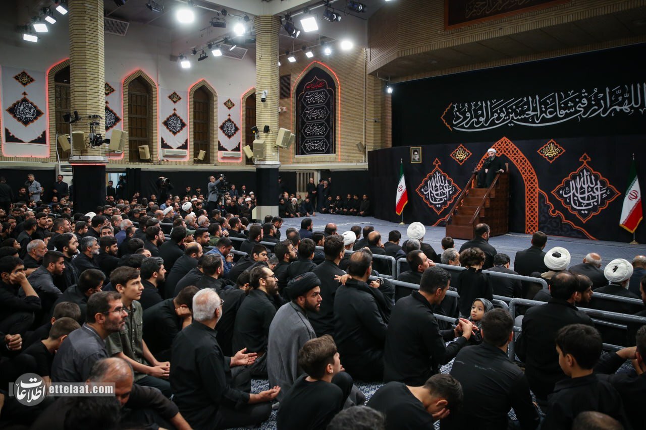 چرا رهبر انقلاب در مراسم عزاداری دیشب حضور نداشتند؟