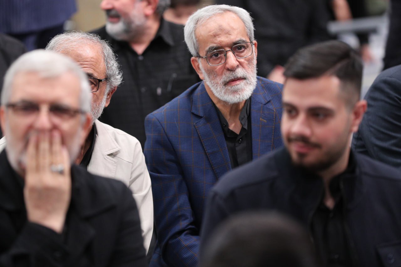 شب هشتم محرم در حسینیه امام خمینی