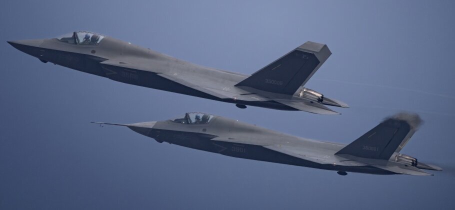 جنگنده FC-۳۱ چین