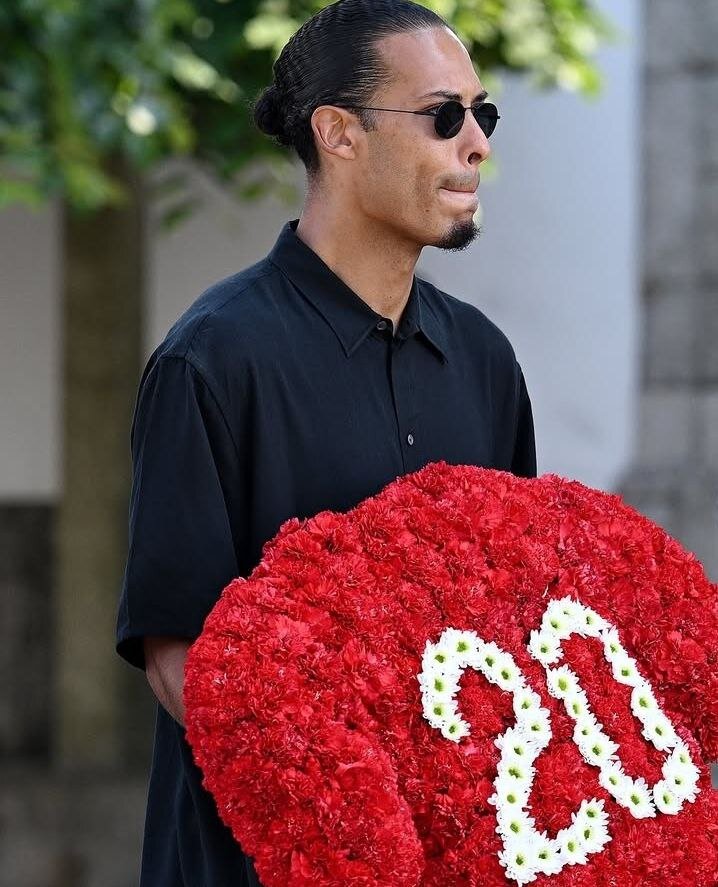 فندایک در مراسم خاکسپاری دیگو ژوتا