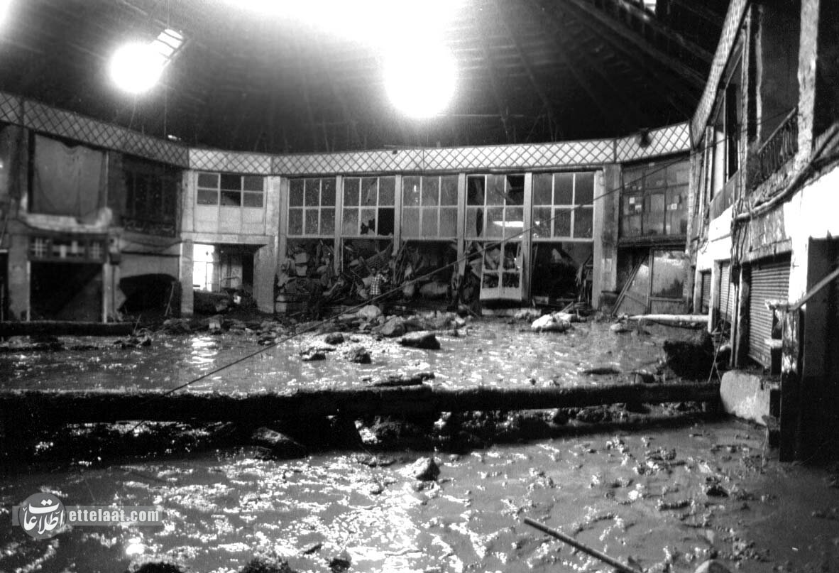 عکسهای منتشر نشده از بزرگترین سیل تاریخ تهران را ببینید!