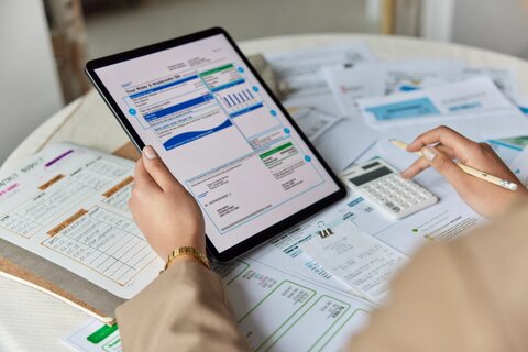نقش اتوماسیون در کاهش خطاهای مالیاتی شرکت‌های بزرگ