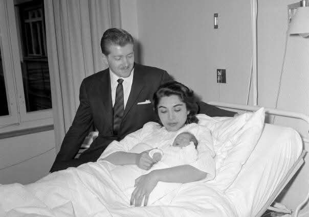 خواهر شاه از همسر آمریکایی‌اش طلاق گرفت! +عکس و جزئیات