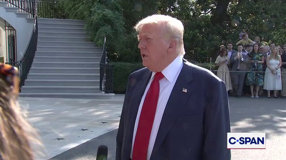 ترامپ دموکرات‌ها را به دزدیدن ۱۰۰ میلیون دلار متهم کرد