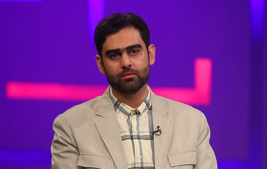 تعیین تکلیف ثابتی برای وزیر خارجه: استعفا دهید و به عنوان کارشناس صحبت کنید!