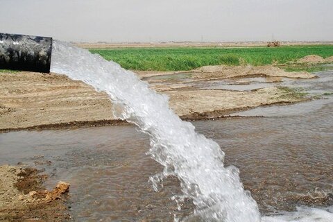 آب در این استان زیر سایه سکوت مسئولان هدر می‌رود
