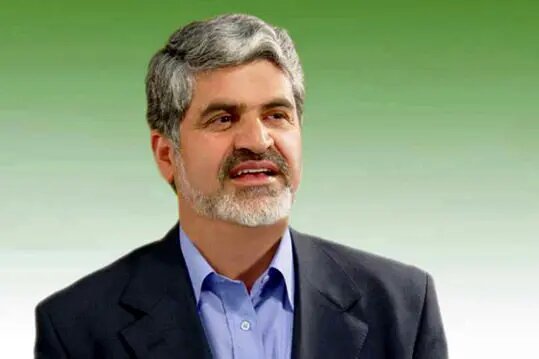 کارشناس انرژی: ونزوئلا و روسیه بازار نفت ایران را تهدید میکنند!